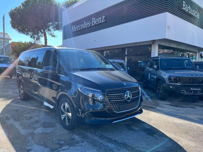 Mercedes-Benz Classe V nuova a Pescara (2)