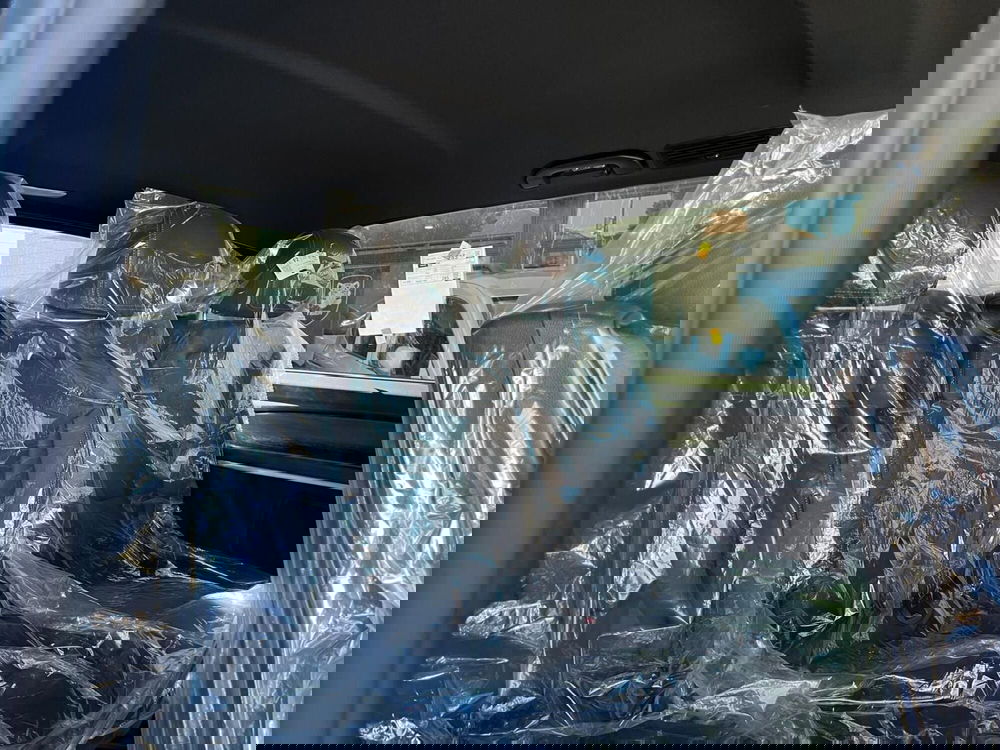 Mercedes-Benz Classe V nuova a Pescara (5)