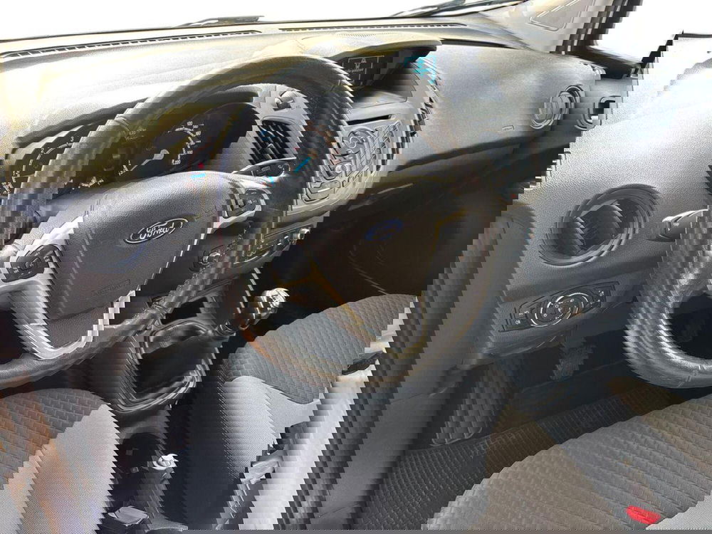 Ford Tourneo Courier usata a Pescara (8)