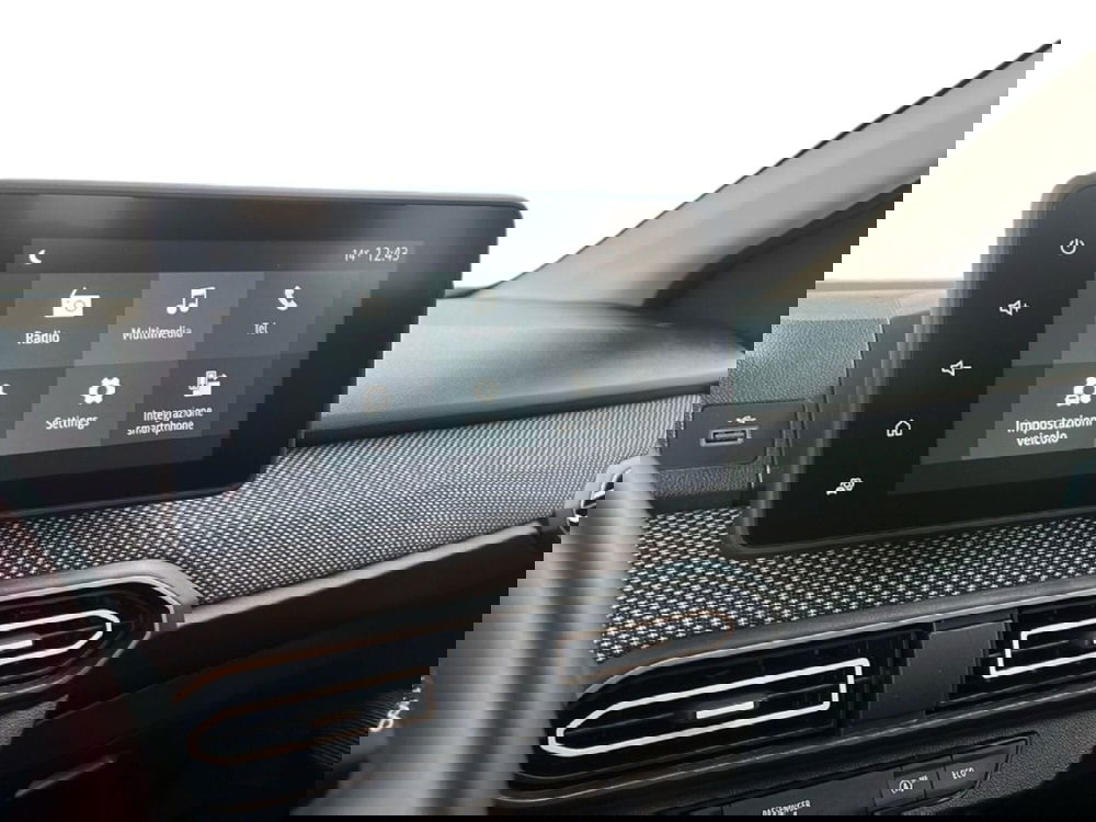 Dacia Jogger nuova a Roma (15)