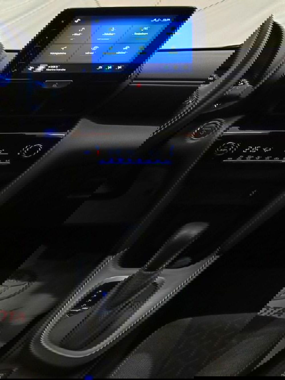 Toyota Yaris Cross usata a Monza e Brianza (13)