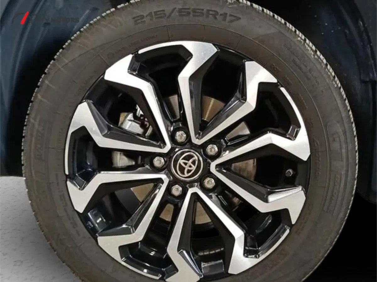 Toyota Yaris Cross usata a Monza e Brianza (14)