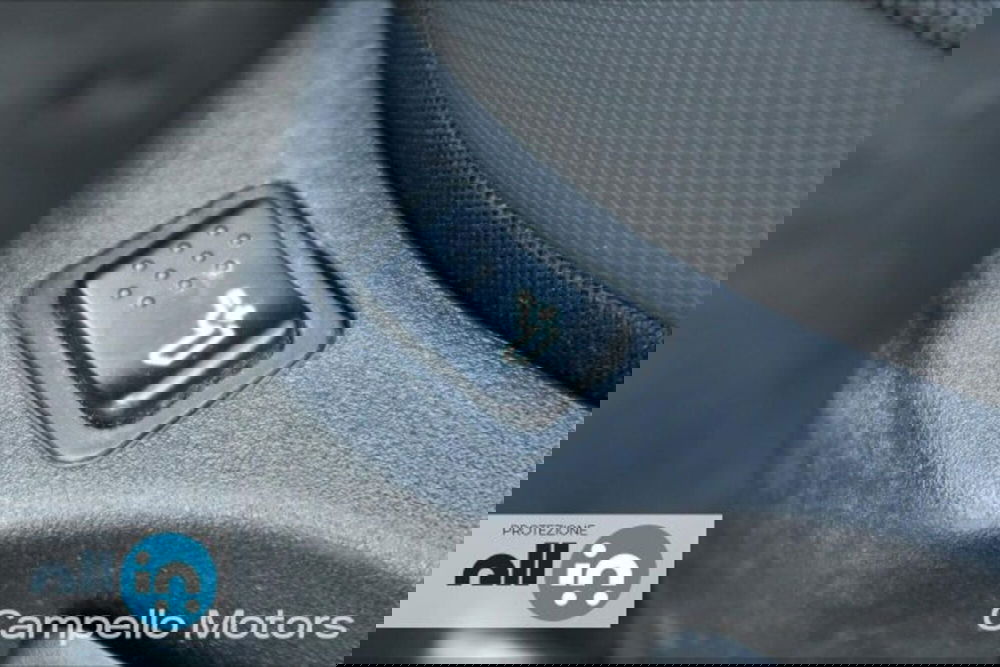 Jeep Renegade usata a Venezia (17)