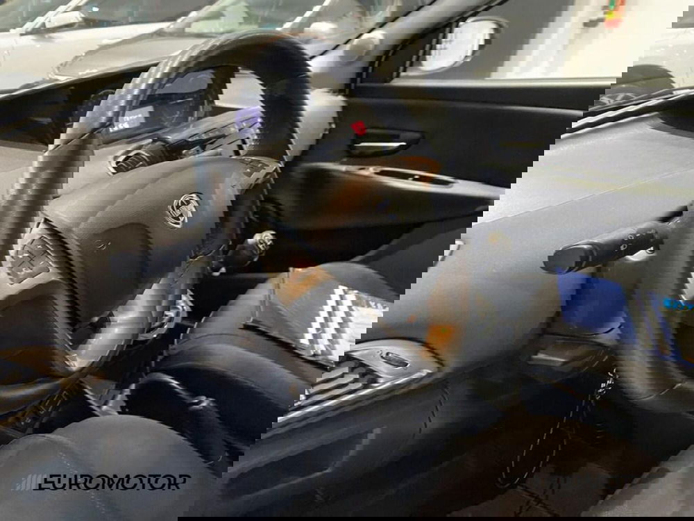 Lancia Ypsilon usata a Bari (10)