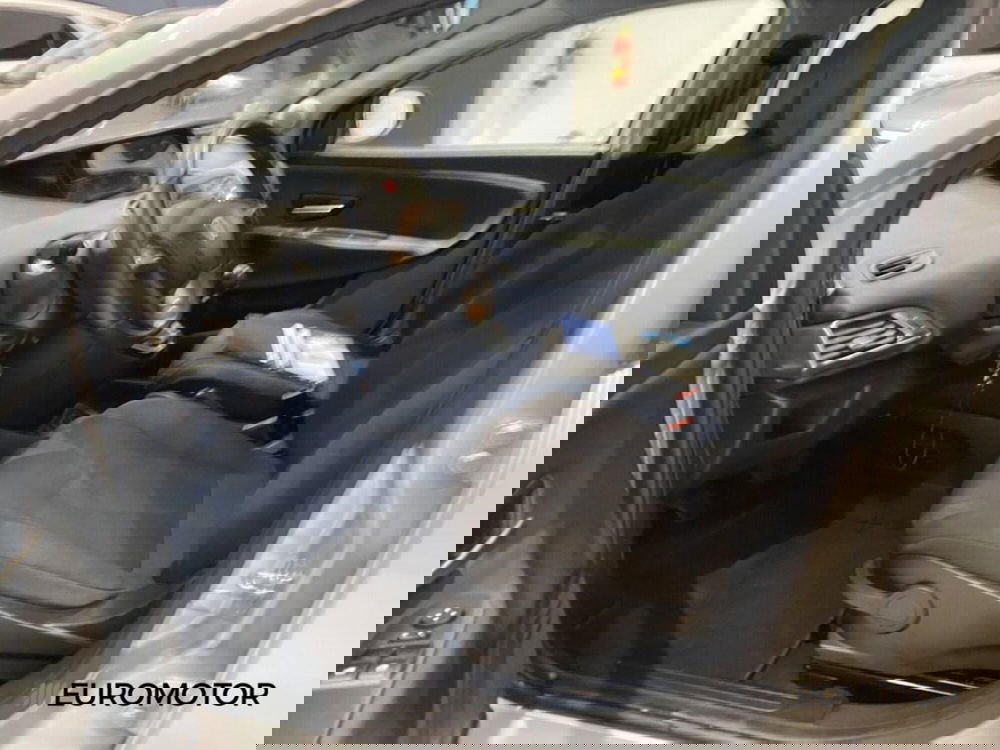 Lancia Ypsilon usata a Bari (11)