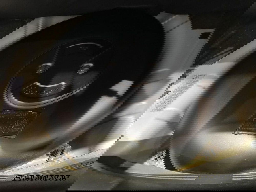 Lancia Ypsilon usata a Bari (15)