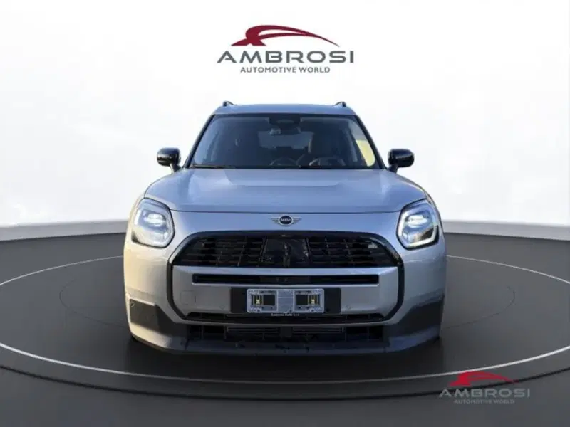 MINI Mini Countryman nuova a Perugia (7)