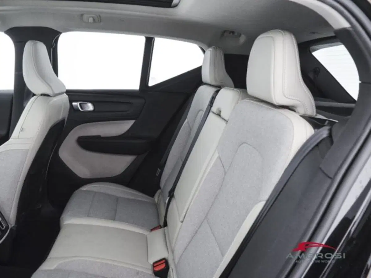 Volvo XC40 usata a Perugia (10)