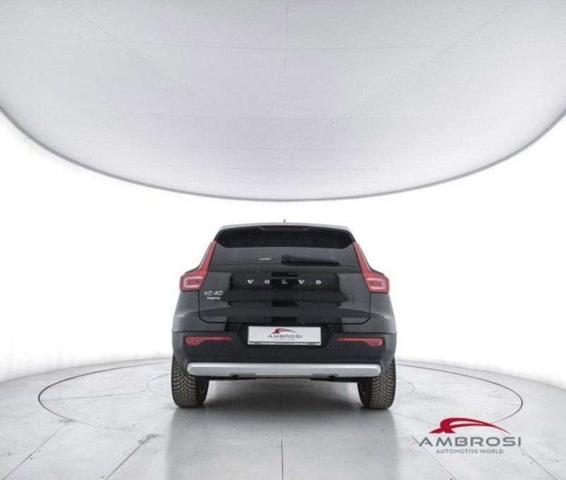 Volvo XC40 usata a Perugia (6)