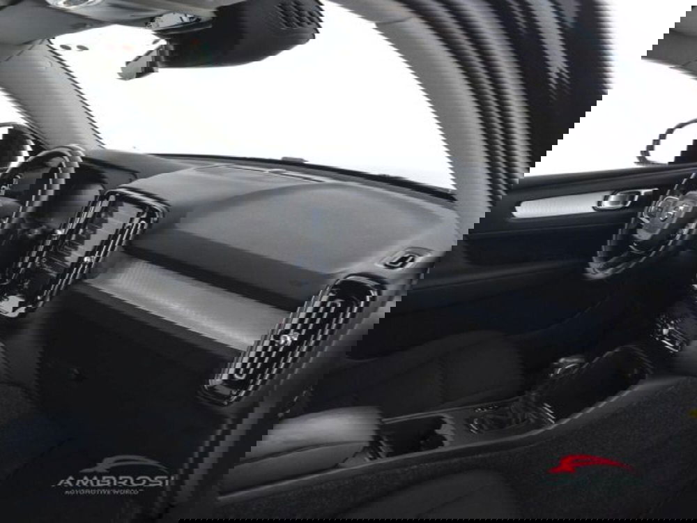 Volvo XC40 usata a Perugia (12)