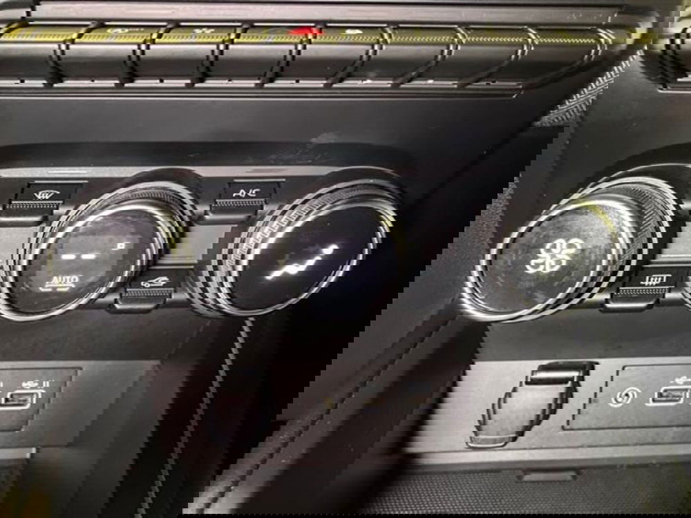 Renault Clio usata a Como (19)