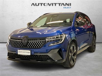 Renault Austral 1.2 full hybrid Iconic Esprit Alpine 200cv auto del 2023 usata a Como