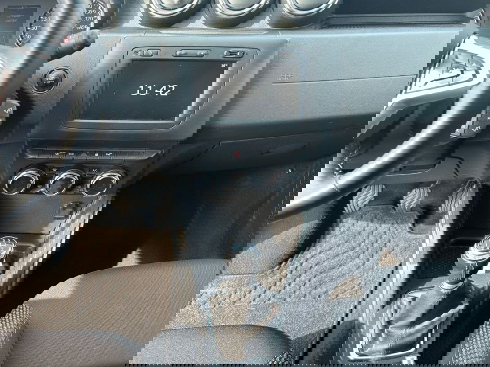 Dacia Duster usata a Verona (7)