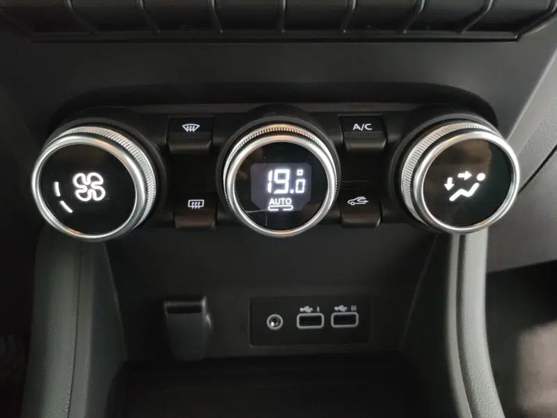 Renault Captur nuova a Teramo (20)