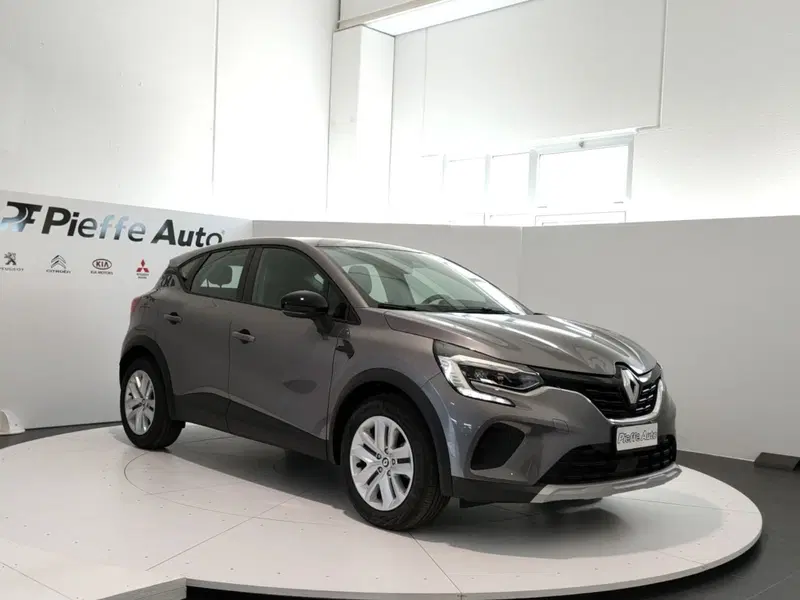 Renault Captur nuova a Teramo (6)