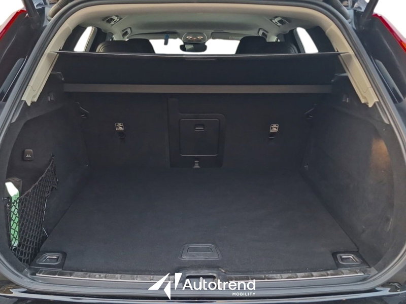 Volvo XC60 usata a Bari (14)