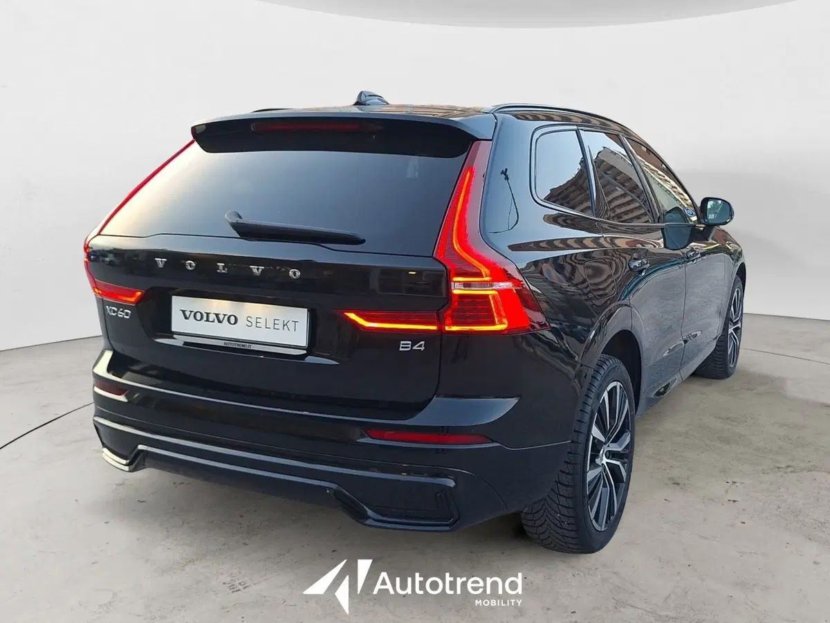 Volvo XC60 usata a Bari (2)