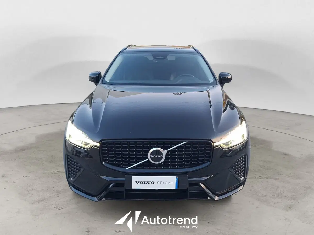 Volvo XC60 usata a Bari (4)