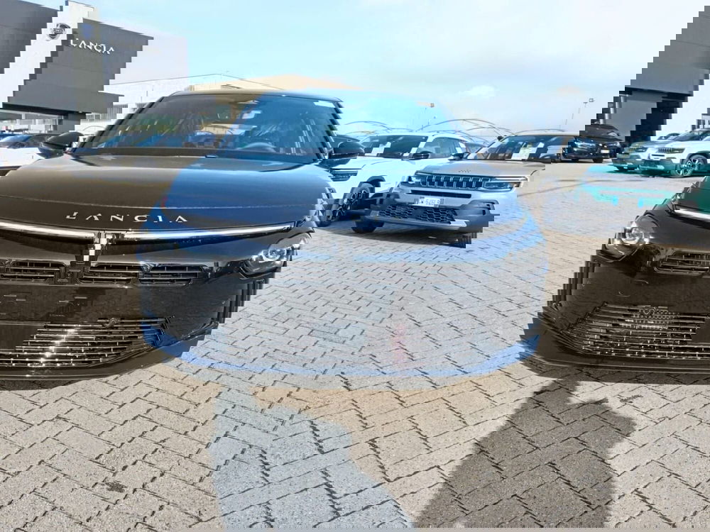 Lancia Ypsilon nuova a Alessandria (2)