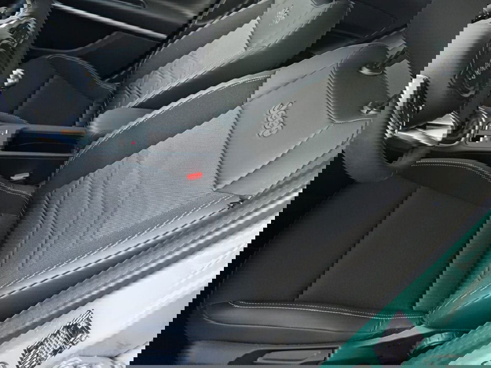 Jeep Avenger usata a Alessandria (15)