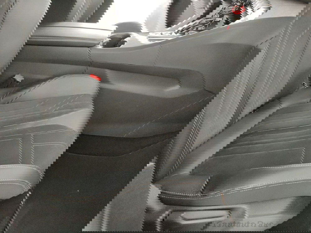 Peugeot 3008 usata a Caserta (15)