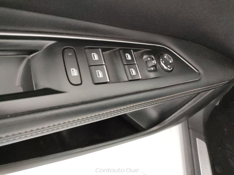 Peugeot 3008 usata a Caserta (17)
