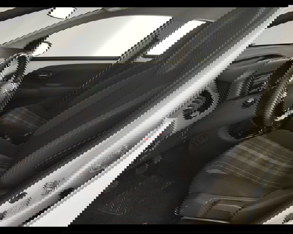 Peugeot 108 usata a Caserta (16)