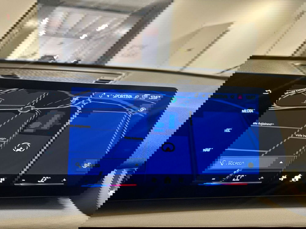 BMW iX1 usata a Cuneo (12)