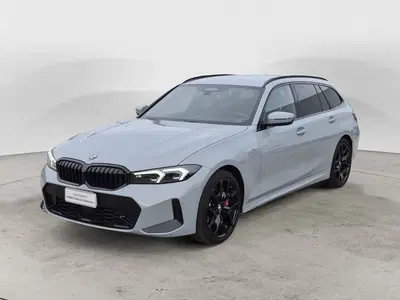 BMW Serie 3 Touring 320d  mhev 48V xdrive MSport Pro auto del 2025 usata a Alba