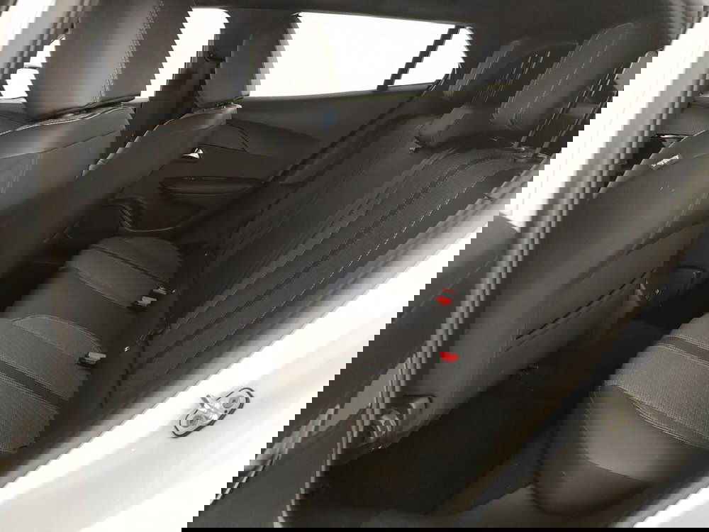 Peugeot 2008 usata a Caserta (18)