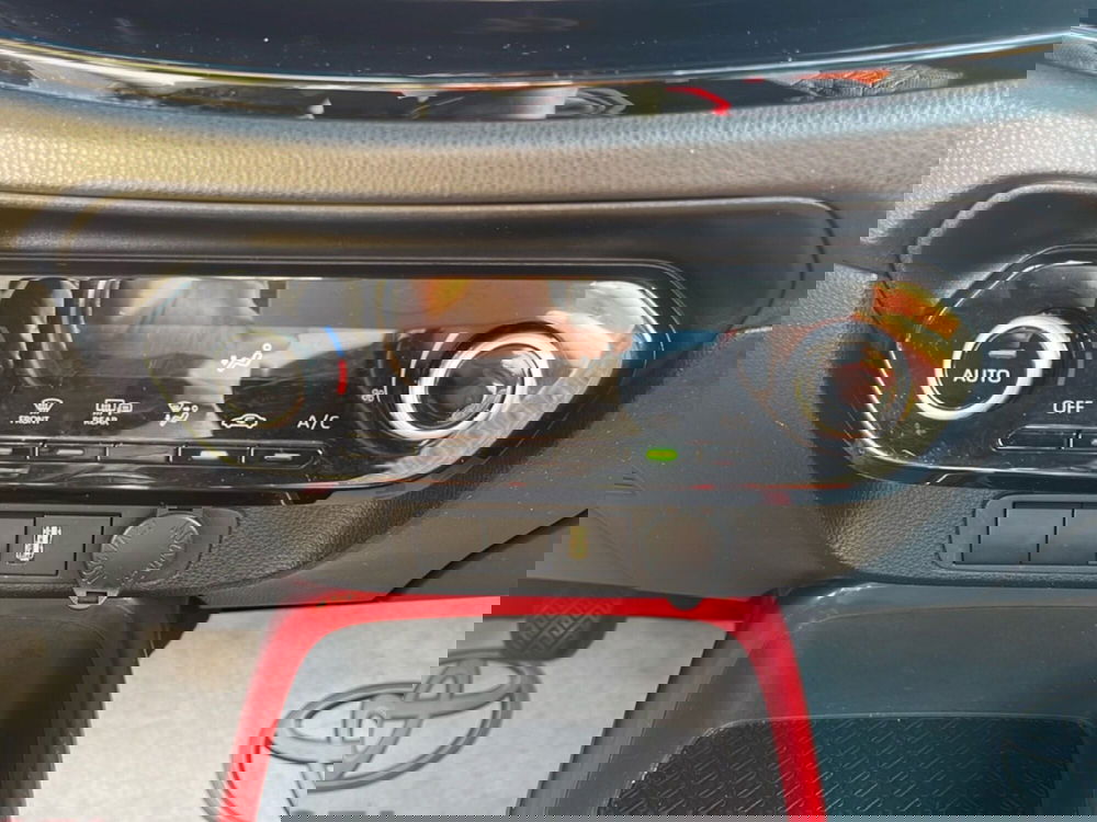 Toyota Aygo X usata a Ragusa (15)