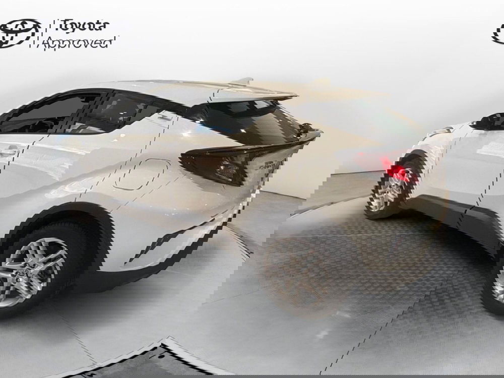 Toyota Toyota C-HR usata a Catania (5)