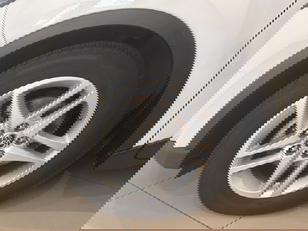 Toyota Toyota C-HR usata a Catania (6)