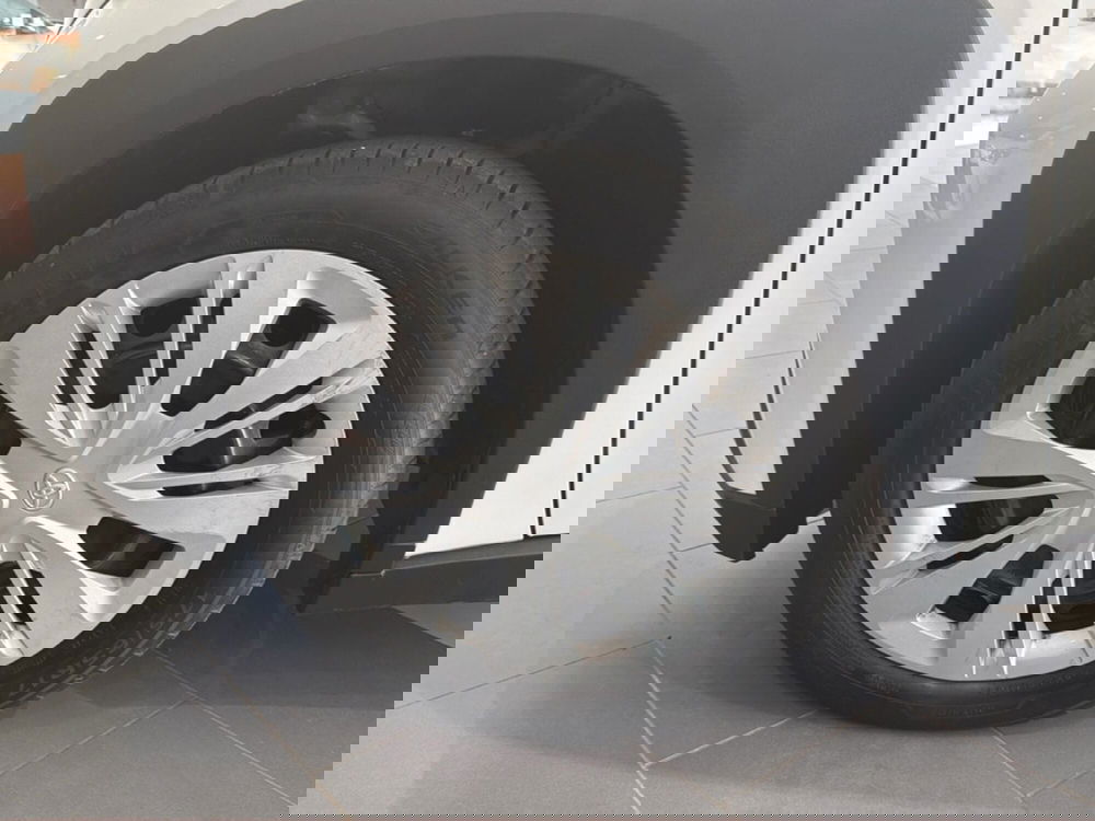 Toyota Aygo X usata a Catania (5)