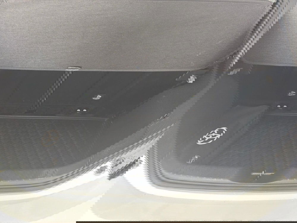 Toyota Aygo X usata a Catania (6)