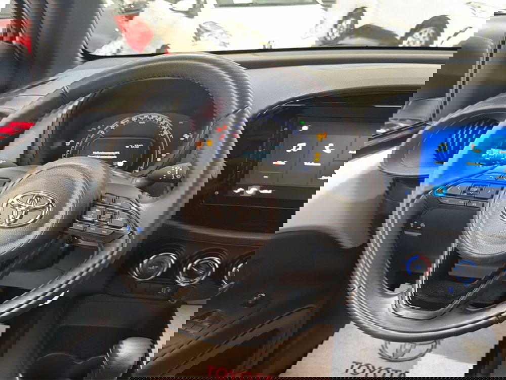 Toyota Aygo X usata a Catania (9)