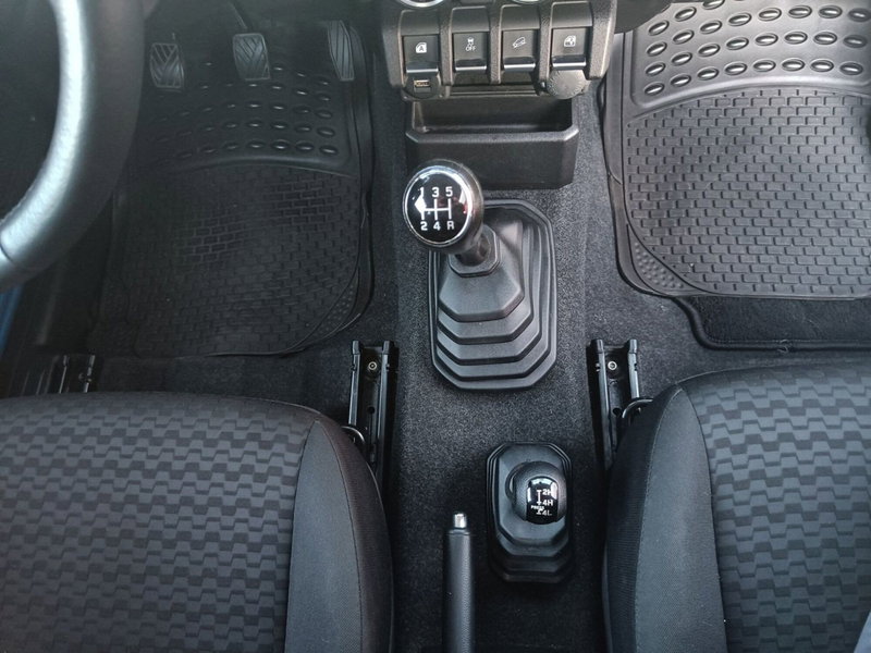Suzuki Jimny usata a Prato (11)
