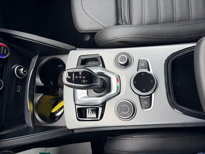 Alfa Romeo Stelvio usata a Ravenna (14)