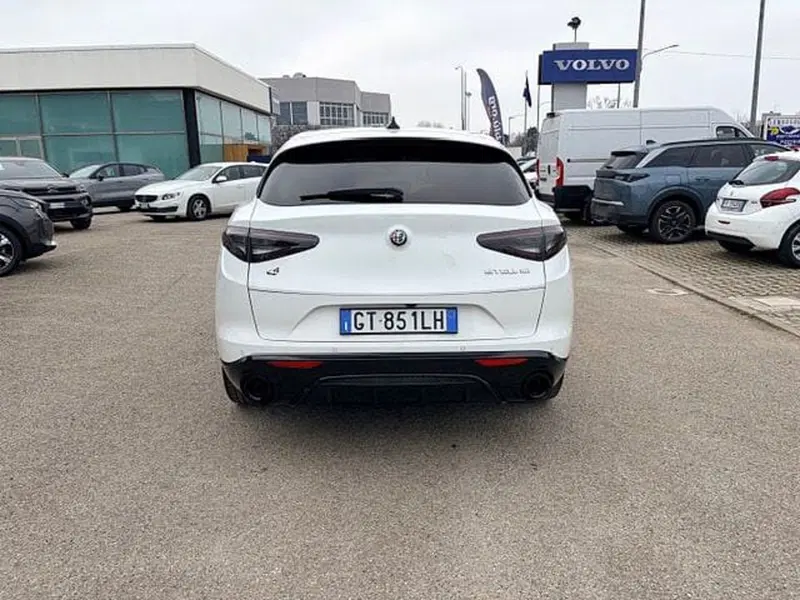 Alfa Romeo Stelvio usata a Ravenna (7)