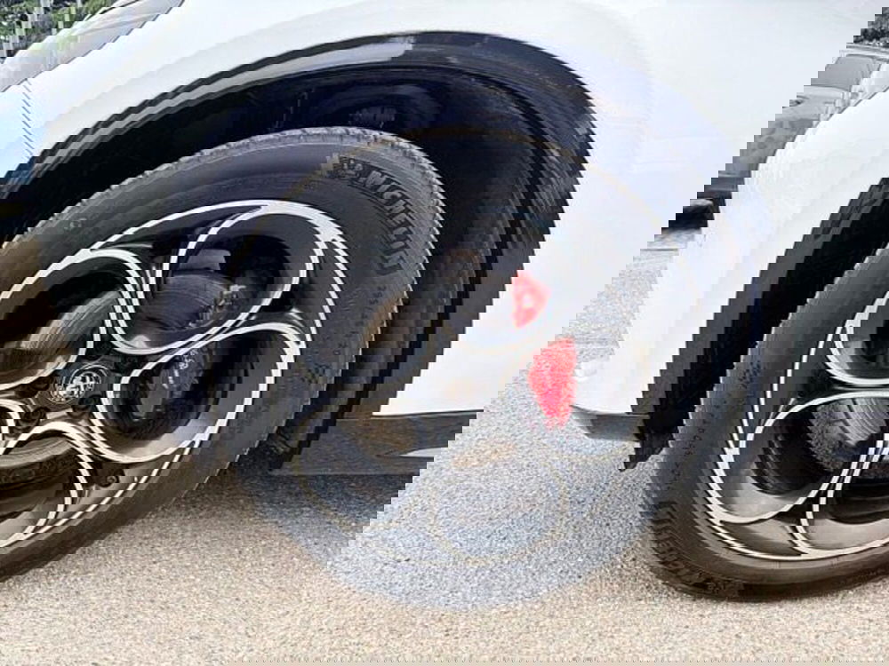 Alfa Romeo Stelvio usata a Ravenna (9)