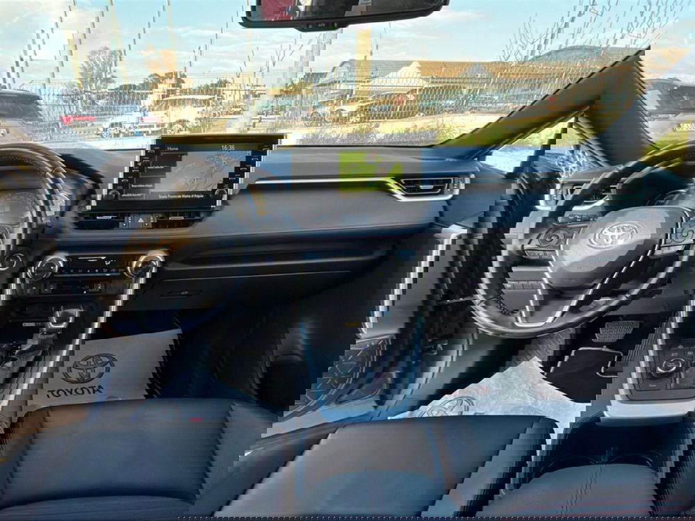 Toyota Rav4 usata a Ragusa (10)