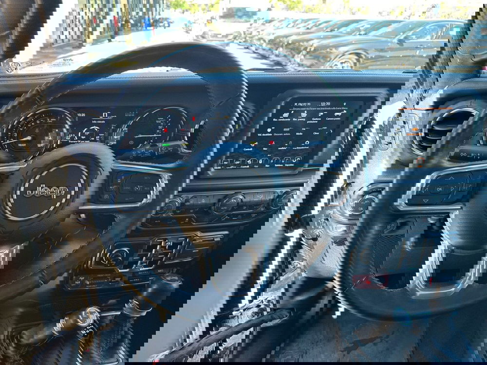 Jeep Wrangler Unlimited usata a Macerata (12)