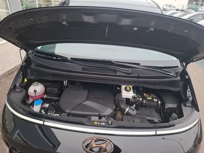 Hyundai Staria usata a Macerata (12)