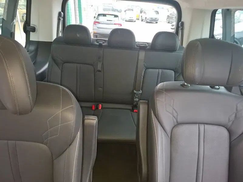 Hyundai Staria usata a Macerata (18)
