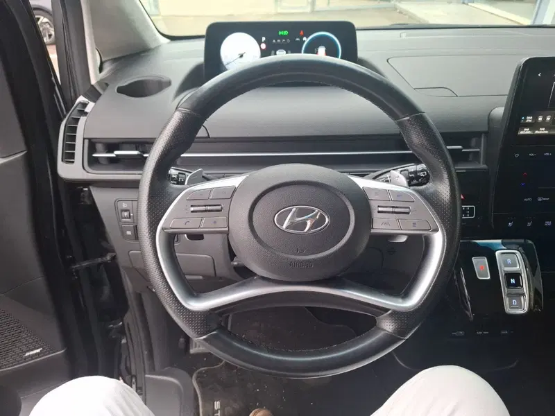 Hyundai Staria usata a Macerata (19)