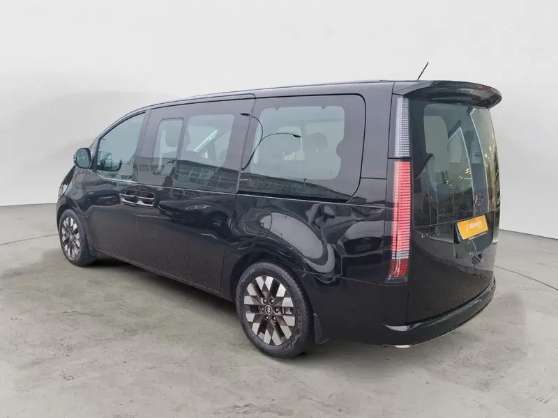 Hyundai Staria usata a Macerata (3)