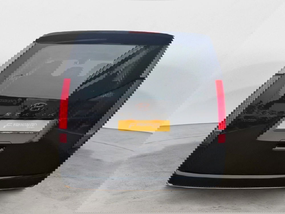 Hyundai Staria usata a Macerata (4)