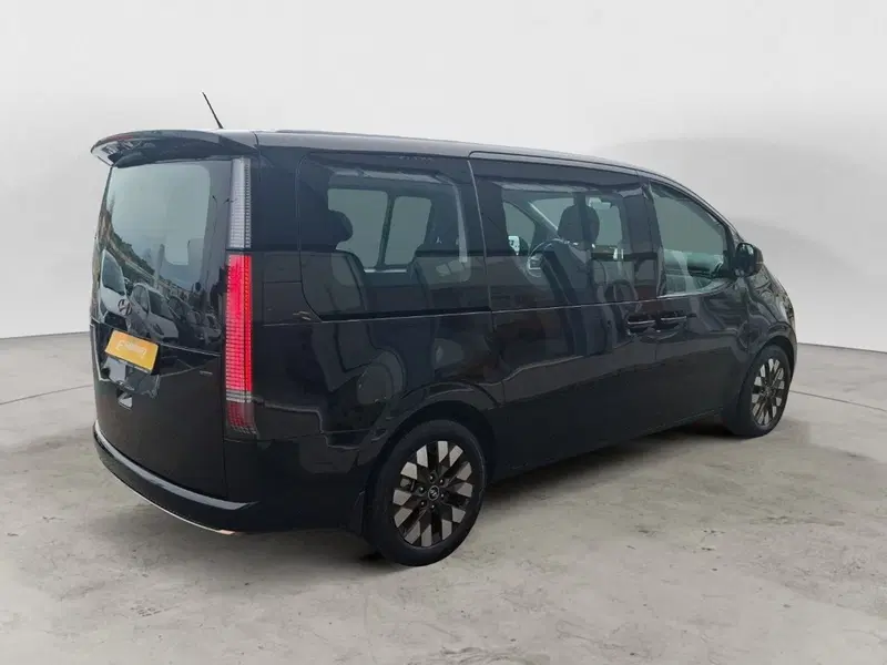 Hyundai Staria usata a Macerata (5)