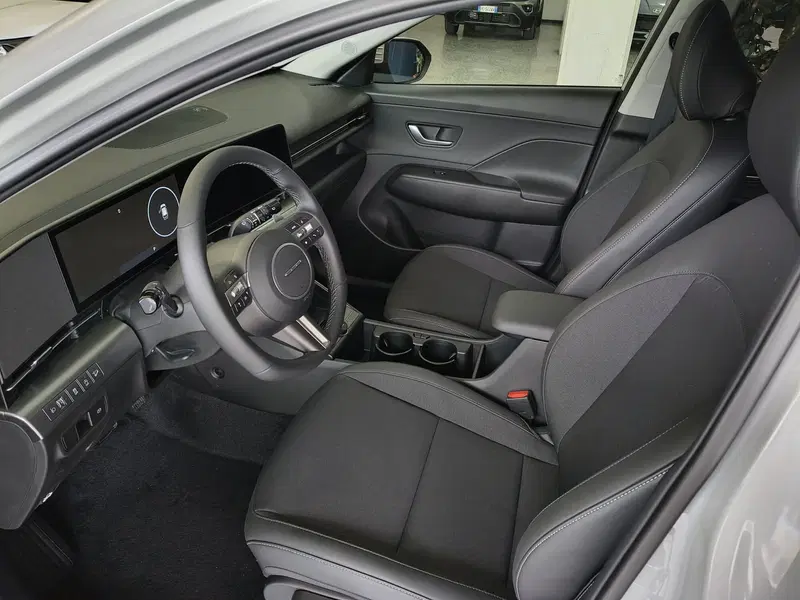 Hyundai Kona nuova a Macerata (11)