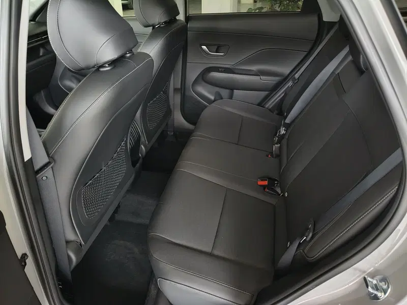 Hyundai Kona nuova a Macerata (12)